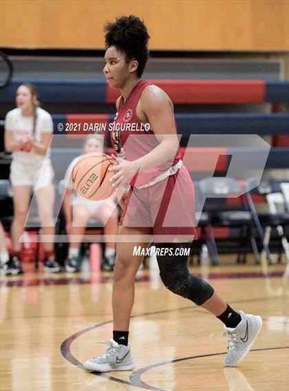 Thumbnail 1 in JSerra Catholic vs. Oregon City (Nike Tournament of Champions) photogallery.