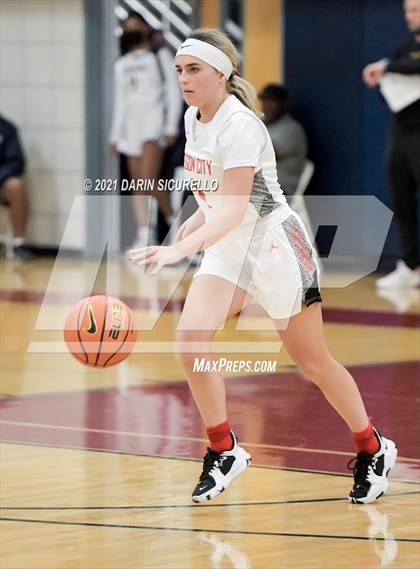 Thumbnail 3 in JSerra Catholic vs. Oregon City (Nike Tournament of Champions) photogallery.