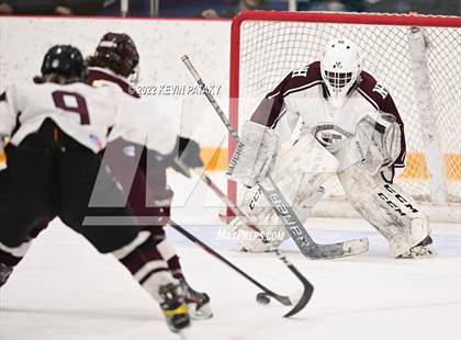 Thumbnail 1 in Sheehan vs. North Haven (CIAC D2 Semifinal) photogallery.