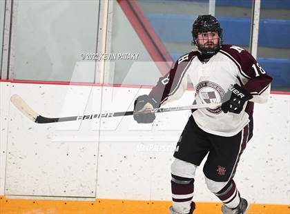 Thumbnail 1 in Sheehan vs. North Haven (CIAC D2 Semifinal) photogallery.
