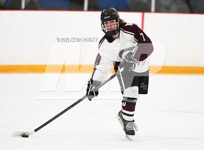 Thumbnail 3 in Sheehan vs. North Haven (CIAC D2 Semifinal) photogallery.