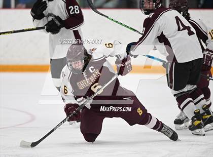 Thumbnail 2 in Sheehan vs. North Haven (CIAC D2 Semifinal) photogallery.
