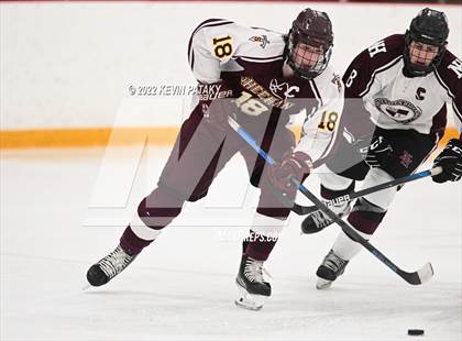Thumbnail 1 in Sheehan vs. North Haven (CIAC D2 Semifinal) photogallery.