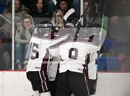 Thumbnail 2 in Sheehan vs. North Haven (CIAC D2 Semifinal) photogallery.