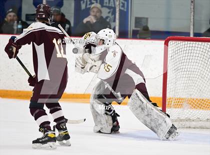 Thumbnail 1 in Sheehan vs. North Haven (CIAC D2 Semifinal) photogallery.