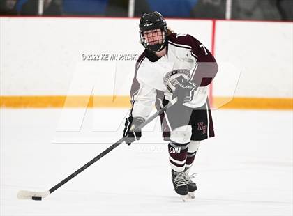 Thumbnail 2 in Sheehan vs. North Haven (CIAC D2 Semifinal) photogallery.