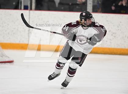 Thumbnail 1 in Sheehan vs. North Haven (CIAC D2 Semifinal) photogallery.