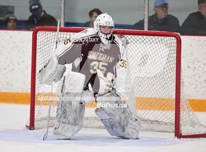 Thumbnail 3 in Sheehan vs. North Haven (CIAC D2 Semifinal) photogallery.
