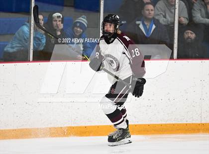 Thumbnail 1 in Sheehan vs. North Haven (CIAC D2 Semifinal) photogallery.