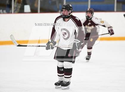 Thumbnail 3 in Sheehan vs. North Haven (CIAC D2 Semifinal) photogallery.