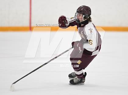 Thumbnail 2 in Sheehan vs. North Haven (CIAC D2 Semifinal) photogallery.