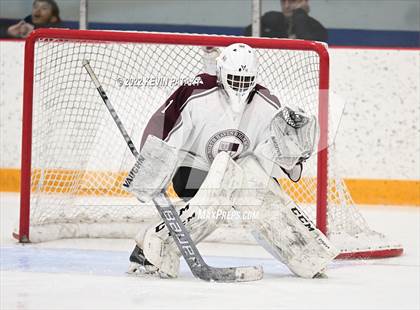 Thumbnail 1 in Sheehan vs. North Haven (CIAC D2 Semifinal) photogallery.