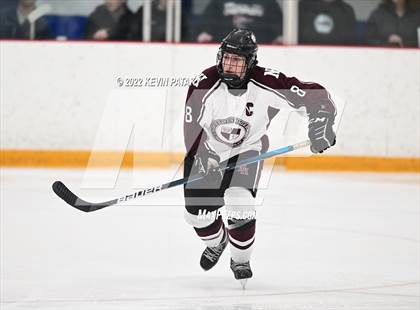 Thumbnail 3 in Sheehan vs. North Haven (CIAC D2 Semifinal) photogallery.