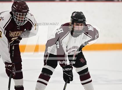 Thumbnail 1 in Sheehan vs. North Haven (CIAC D2 Semifinal) photogallery.