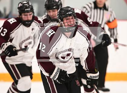 Thumbnail 3 in Sheehan vs. North Haven (CIAC D2 Semifinal) photogallery.