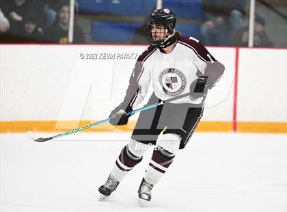 Thumbnail 3 in Sheehan vs. North Haven (CIAC D2 Semifinal) photogallery.