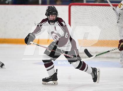 Thumbnail 3 in Sheehan vs. North Haven (CIAC D2 Semifinal) photogallery.