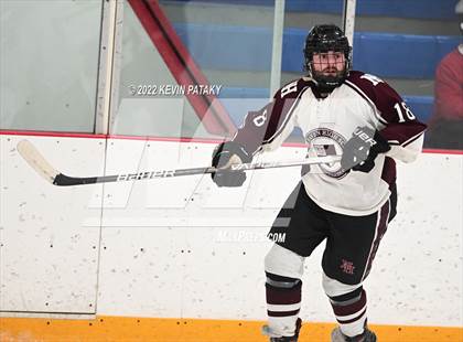 Thumbnail 3 in Sheehan vs. North Haven (CIAC D2 Semifinal) photogallery.
