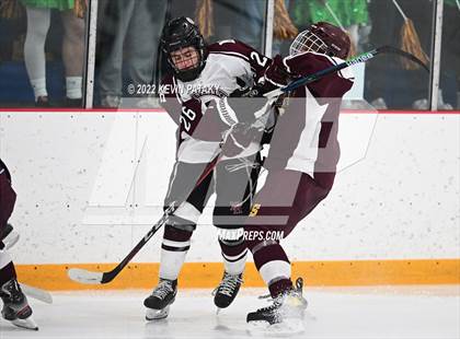 Thumbnail 2 in Sheehan vs. North Haven (CIAC D2 Semifinal) photogallery.