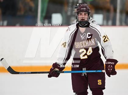 Thumbnail 1 in Sheehan vs. North Haven (CIAC D2 Semifinal) photogallery.