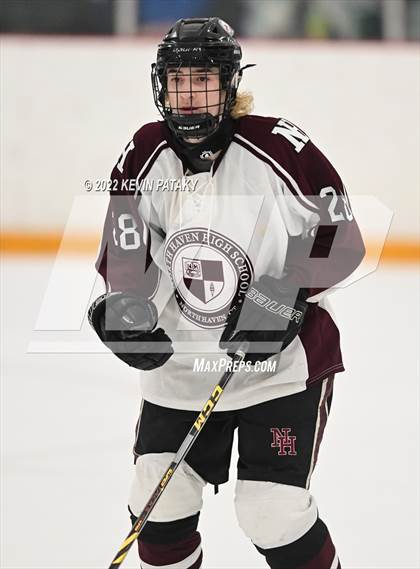 Thumbnail 2 in Sheehan vs. North Haven (CIAC D2 Semifinal) photogallery.