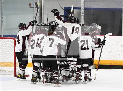 Thumbnail 1 in Sheehan vs. North Haven (CIAC D2 Semifinal) photogallery.