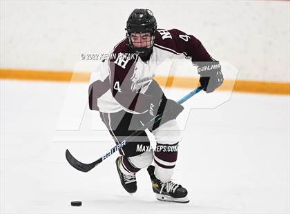 Thumbnail 3 in Sheehan vs. North Haven (CIAC D2 Semifinal) photogallery.