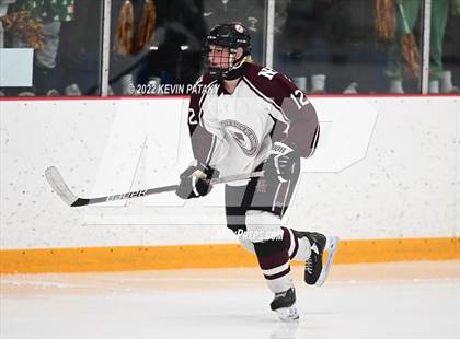 Thumbnail 3 in Sheehan vs. North Haven (CIAC D2 Semifinal) photogallery.