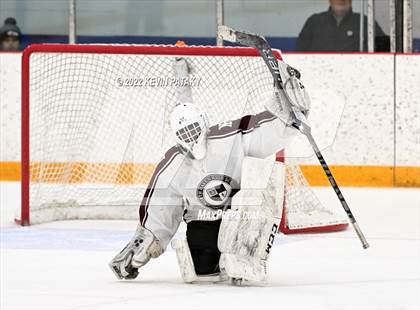 Thumbnail 3 in Sheehan vs. North Haven (CIAC D2 Semifinal) photogallery.