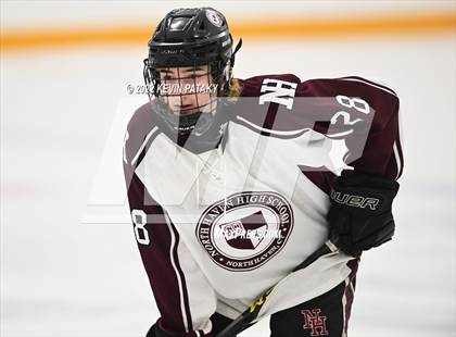 Thumbnail 2 in Sheehan vs. North Haven (CIAC D2 Semifinal) photogallery.