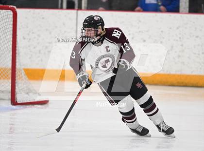 Thumbnail 1 in Sheehan vs. North Haven (CIAC D2 Semifinal) photogallery.