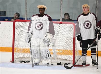 Thumbnail 3 in Sheehan vs. North Haven (CIAC D2 Semifinal) photogallery.