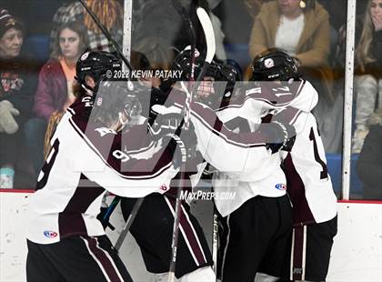 Thumbnail 1 in Sheehan vs. North Haven (CIAC D2 Semifinal) photogallery.