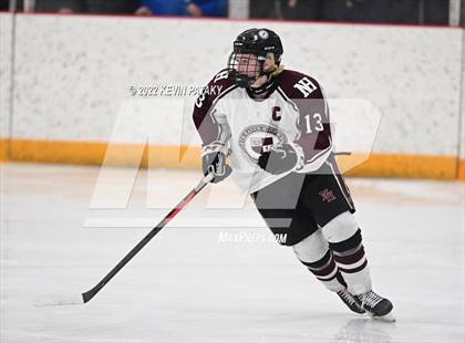Thumbnail 3 in Sheehan vs. North Haven (CIAC D2 Semifinal) photogallery.