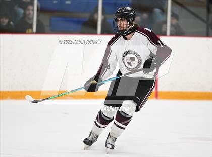 Thumbnail 2 in Sheehan vs. North Haven (CIAC D2 Semifinal) photogallery.