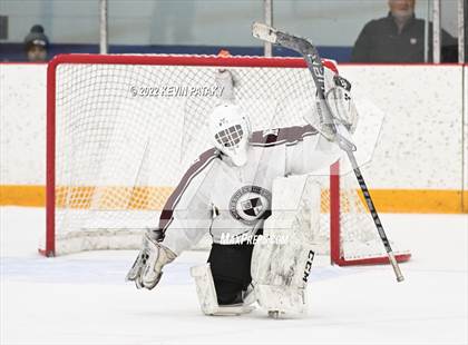 Thumbnail 2 in Sheehan vs. North Haven (CIAC D2 Semifinal) photogallery.