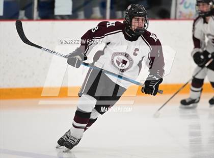 Thumbnail 3 in Sheehan vs. North Haven (CIAC D2 Semifinal) photogallery.