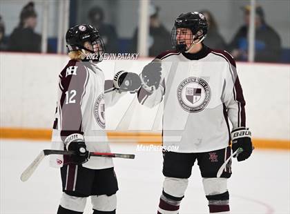 Thumbnail 2 in Sheehan vs. North Haven (CIAC D2 Semifinal) photogallery.