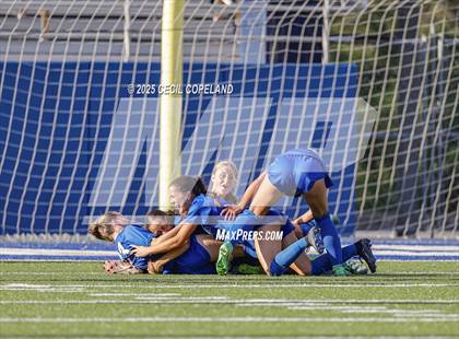 Thumbnail 3 in Oconee County vs. Jefferson (GHSA 3A Championship) photogallery.