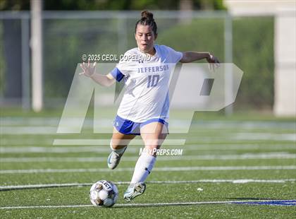 Thumbnail 1 in Oconee County vs. Jefferson (GHSA 3A Championship) photogallery.