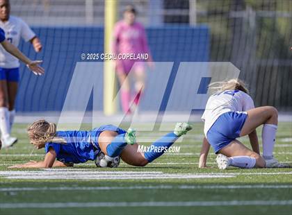 Thumbnail 3 in Oconee County vs. Jefferson (GHSA 3A Championship) photogallery.