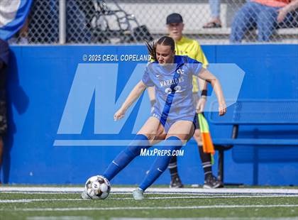 Thumbnail 3 in Oconee County vs. Jefferson (GHSA 3A Championship) photogallery.