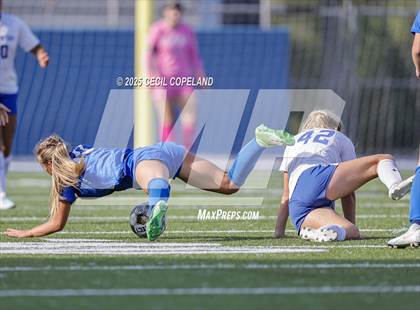 Thumbnail 2 in Oconee County vs. Jefferson (GHSA 3A Championship) photogallery.