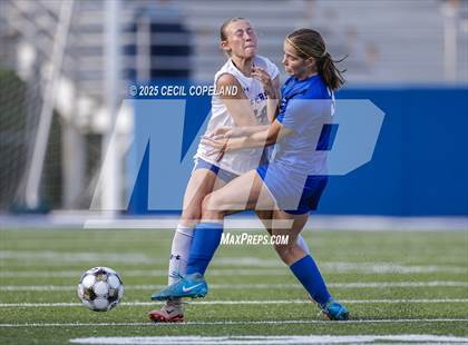 Thumbnail 1 in Oconee County vs. Jefferson (GHSA 3A Championship) photogallery.