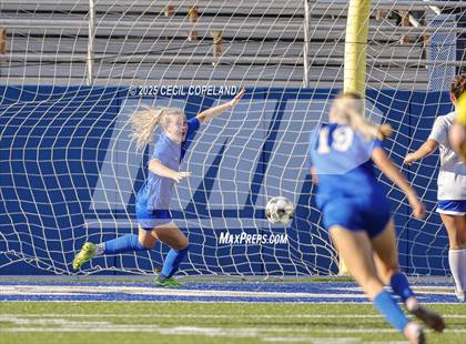 Thumbnail 2 in Oconee County vs. Jefferson (GHSA 3A Championship) photogallery.
