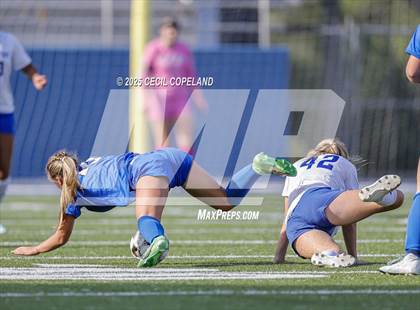 Thumbnail 1 in Oconee County vs. Jefferson (GHSA 3A Championship) photogallery.