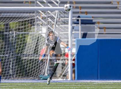 Thumbnail 1 in Oconee County vs. Jefferson (GHSA 3A Championship) photogallery.