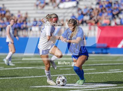 Thumbnail 2 in Oconee County vs. Jefferson (GHSA 3A Championship) photogallery.