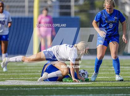 Thumbnail 1 in Oconee County vs. Jefferson (GHSA 3A Championship) photogallery.