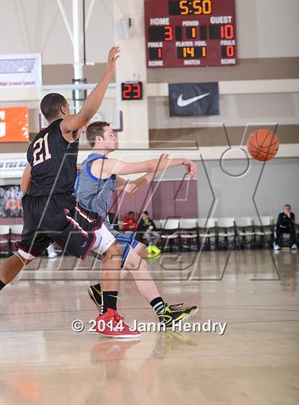 Thumbnail 1 in Alemany vs Saddleback Valley Christian (MaxPreps Holiday Classic) photogallery.